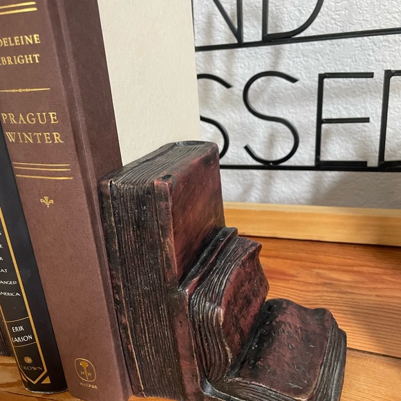 Vintage Book Design Bookends - Picture 3 of 15